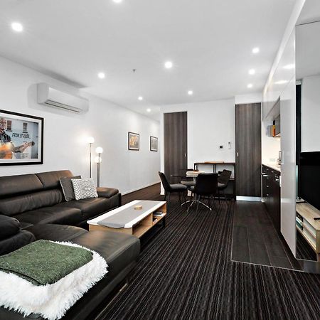 Modern Quiet 1 & 2 Bed Apt Opposite Albert Park Melbourne Exteriör bild